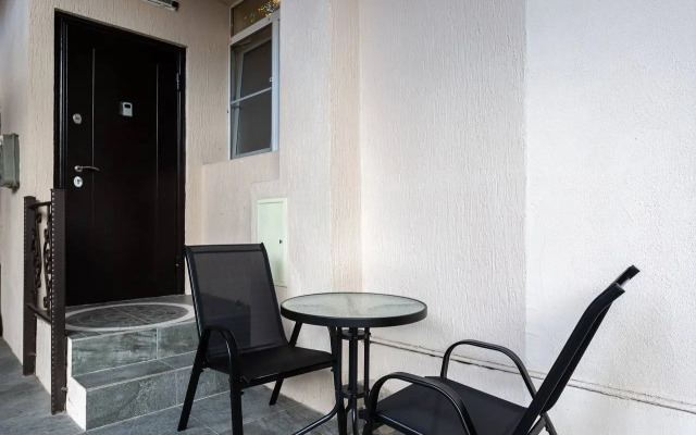 4.16 Studio Adler Centre Flat