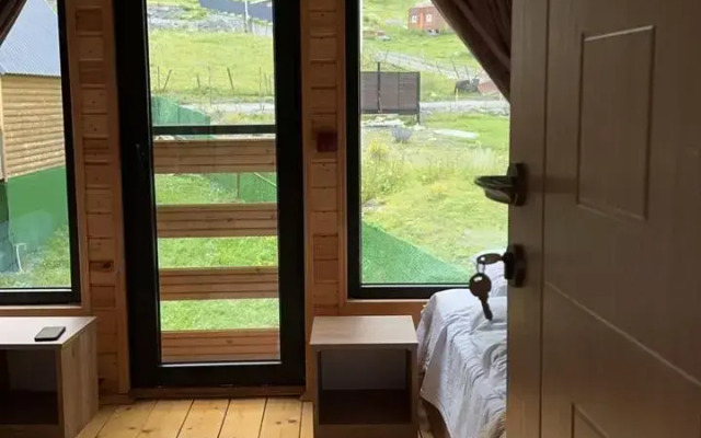 Mood villa kazbegi with jacuzzi Chalet