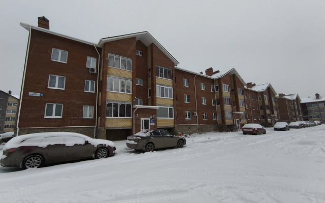 Квартира Двухкомнатная на Старателей 4