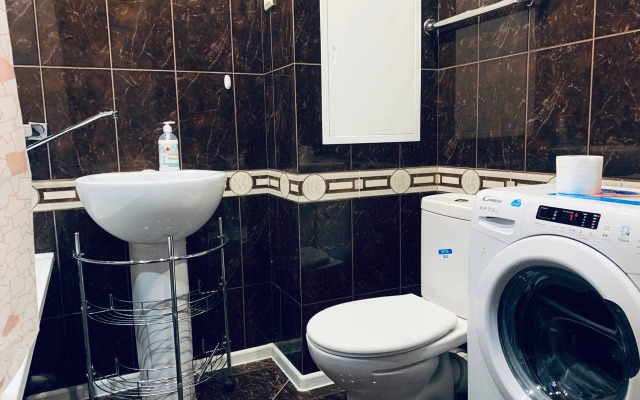 S zaseleniyem Lutshiy servis Posutochno50 Apartments