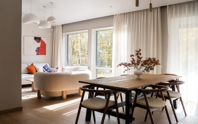 Частный дом с сауной и камином вблизи заповедного озера