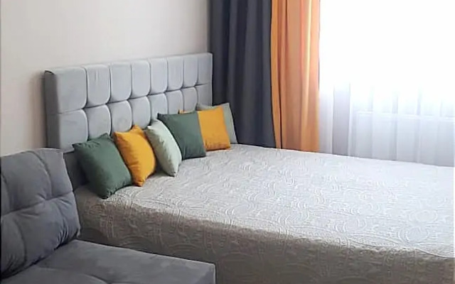 Strana v Tyumeni Flat