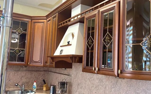 Апартаменты на Пологой Улице 31