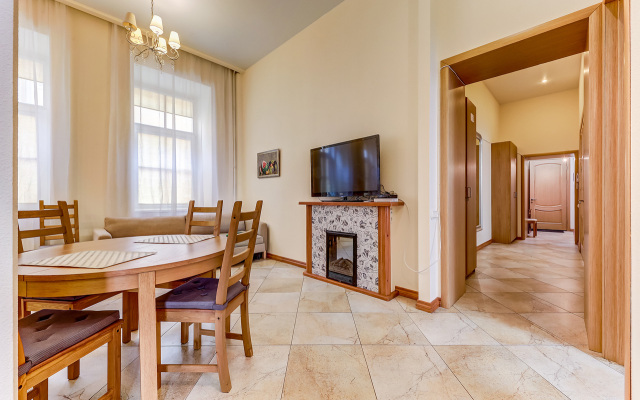 Апартаменты на Итальянской 37