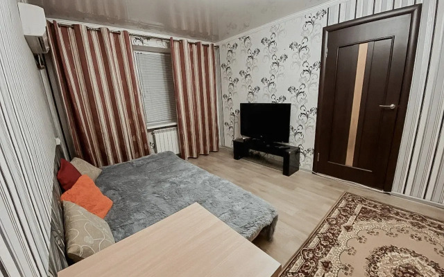 Green FOX Na Ulice Vyacheslava Mejera 6 Apartments