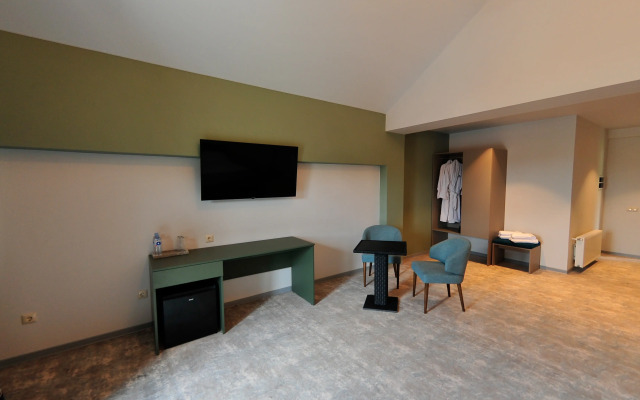 Kazak Club Hotel