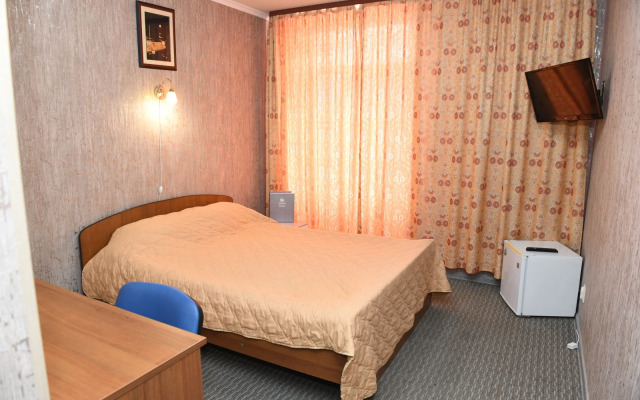 Отель Ноглики