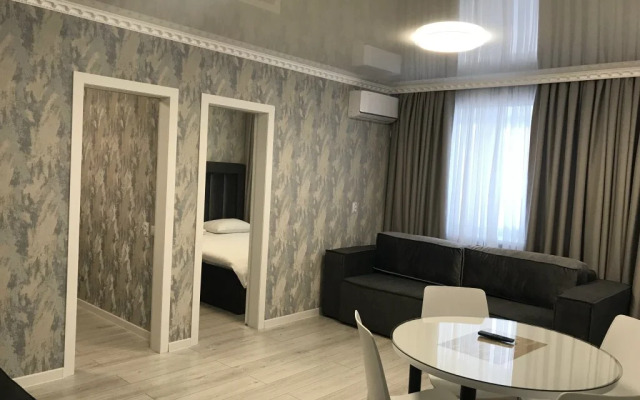 Oskar Apartments