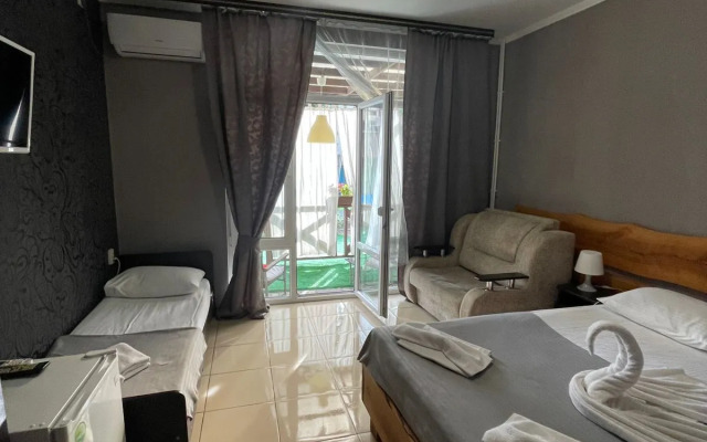 Semeyny Guest House