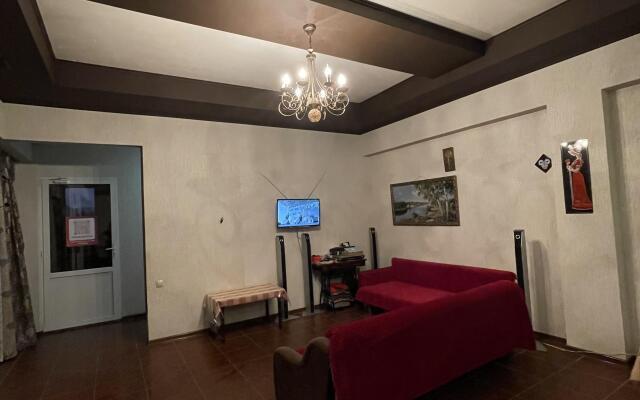 Гостевой дом Ёлка и Камин