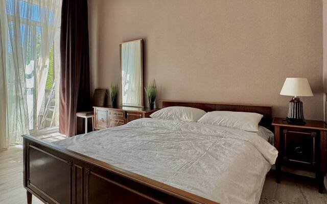Apartamenty Shikarnaya Uyutnaya Treshka Vozle Ploschad Pobedy