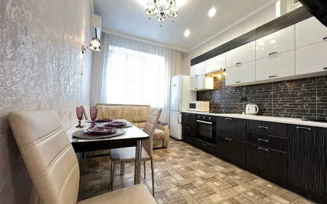 Квартира на улице Широко-Холодная 8