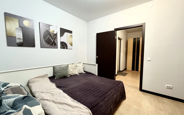 Layf Apart Flat