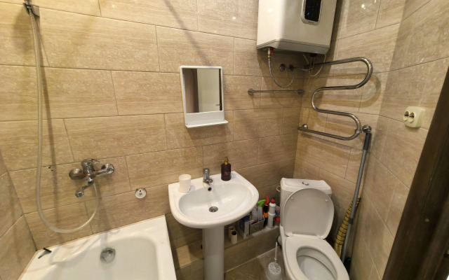 Trekhkomnatnye Apartments