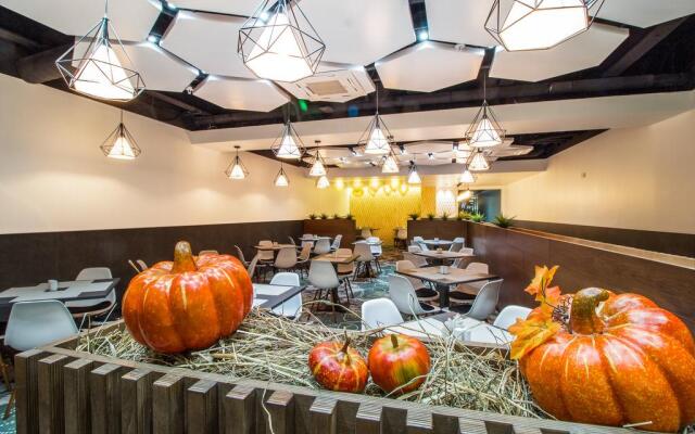 ZONT Hotel Group Sunflower Hotel