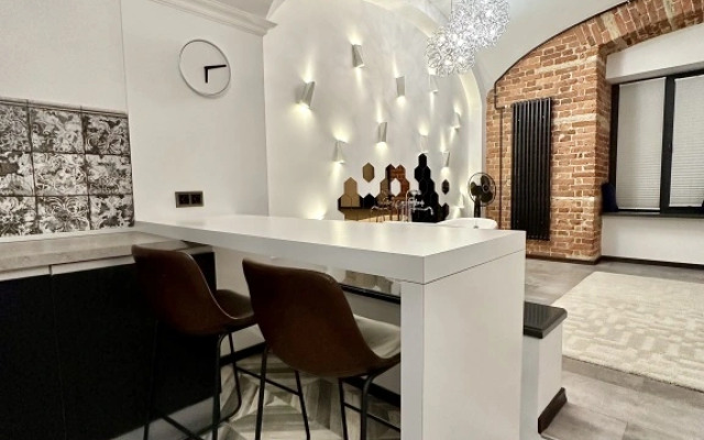 LITEINY  Royal Apartments