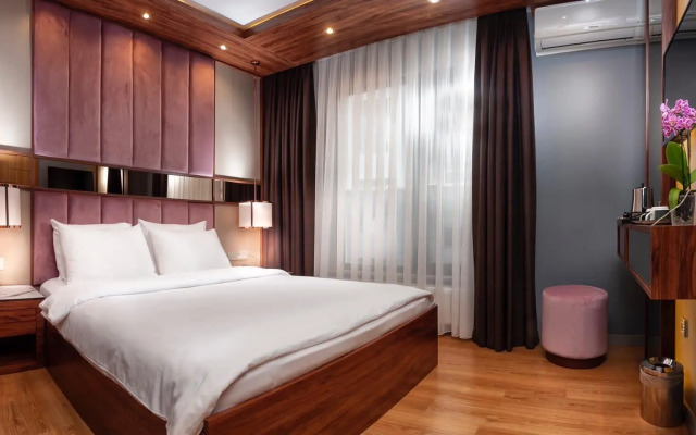 Vitabella Suites Hotel