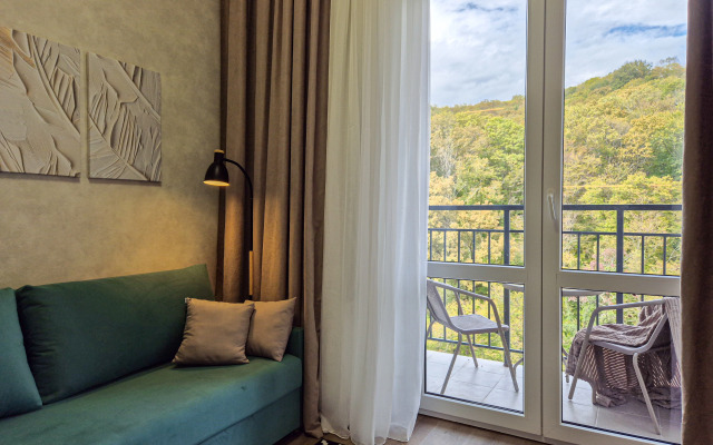 Dvukhurovnevaya Na 12 Etazhe S Vozmozhnostyyu Beskontaktnogo Zaseleniya Flat