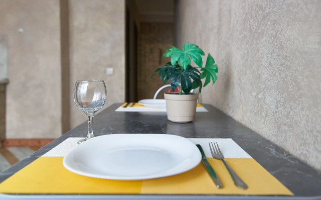 Апартаменты Тимирязева 10 Yellow