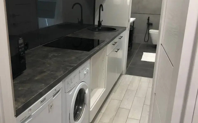 Апартаменты Sverdlovskij prospekt 8V