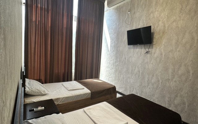 Отель Горец