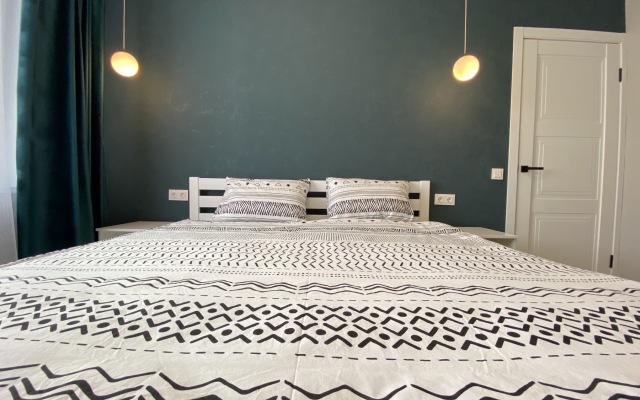 2kh Komnatnaya V Tsentre Goroda Flat