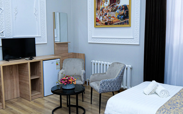 Kabir Hotel