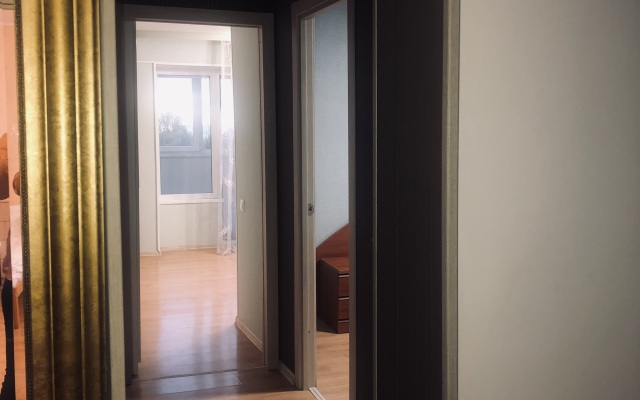 Uyutnaya 3-kh Komnatnaya Flat