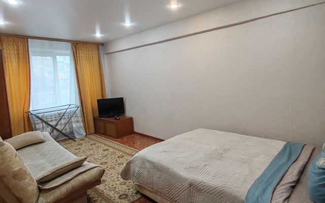 Odnokomnatnaya 8 Mikrorayon Flat