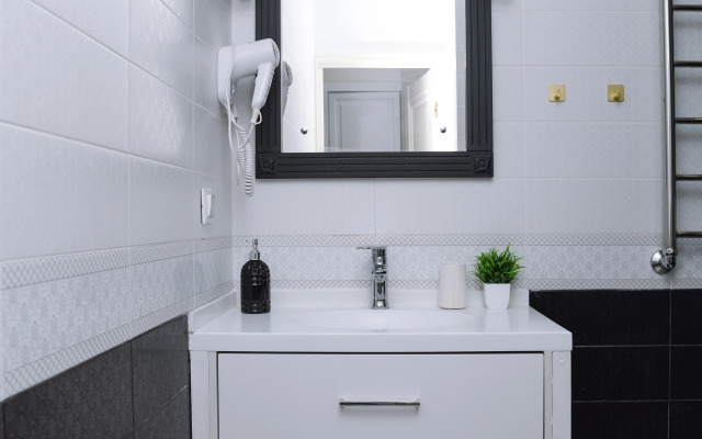 Апартаменты на Демонстрации №1