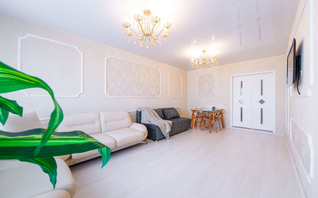 Dayker City Apartments s Vidom na Centr Ekaterinburga 6 Sp. Mest Apartments