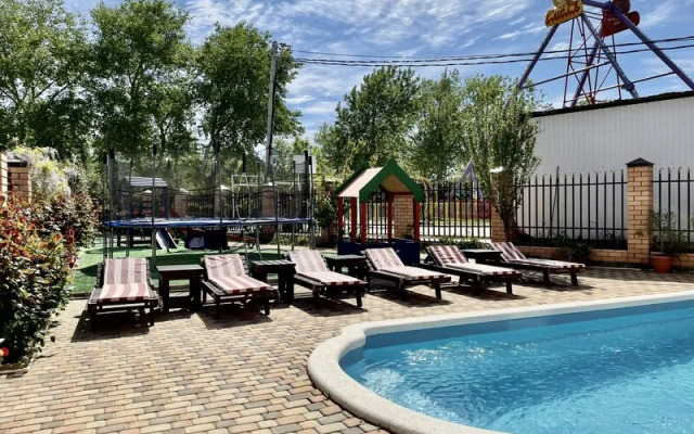 Giatsint Hotel