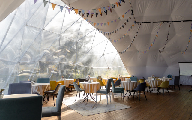 Загородный отель New Riga Village