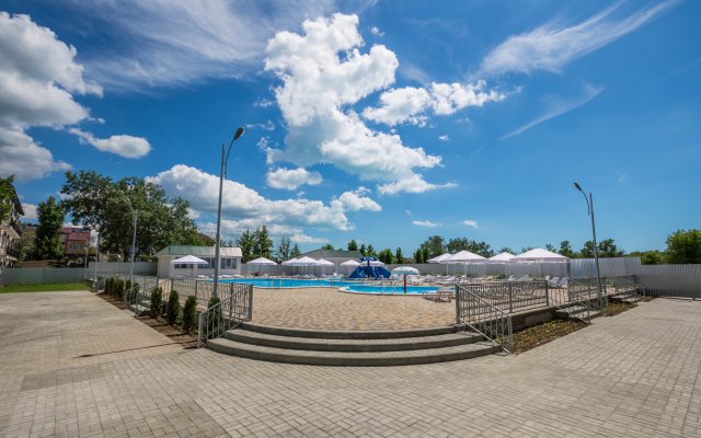 Lazurnyij Bereg Hotel