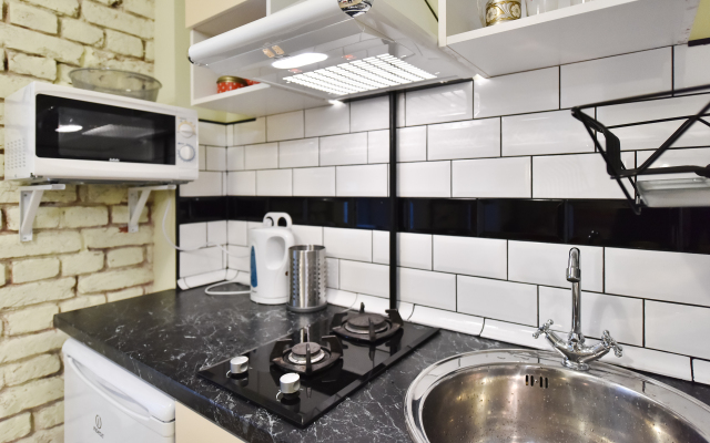 Anarin Apartments Flat 2