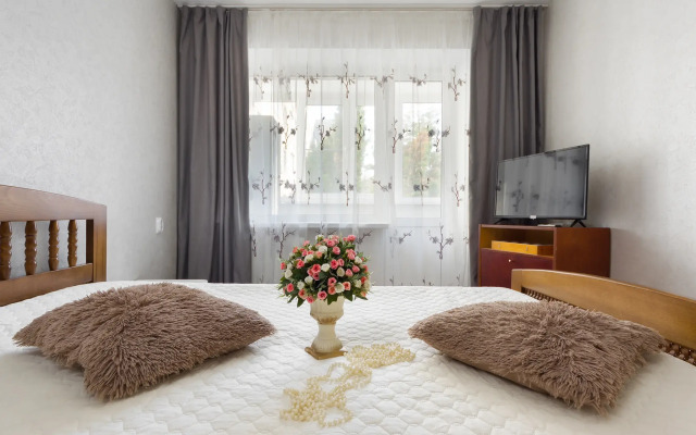 Апартаменты Жуковского 10