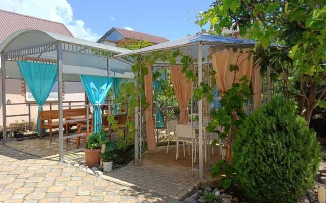 Barkhatny Sezon Guest House