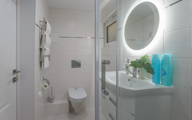 Ryadom S Gostinitsey Zhemchuzhina Apartments