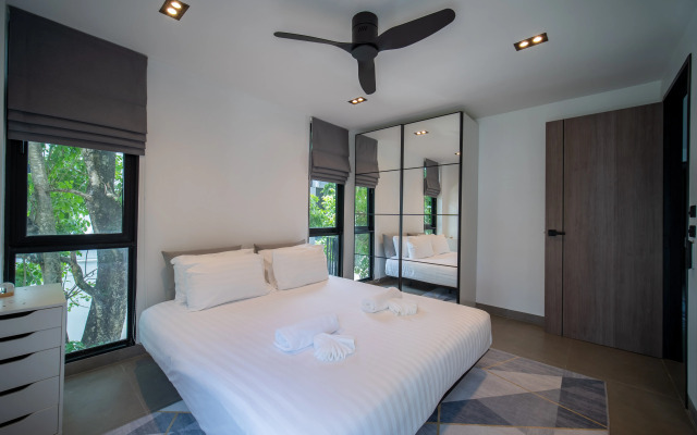 Laguna Park 4BR with Pool by NLA Villa