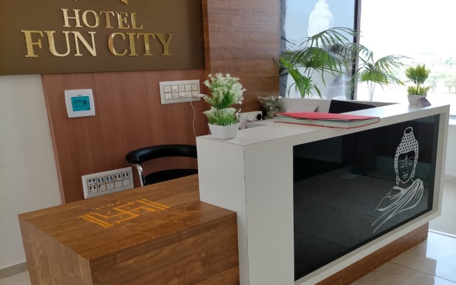 Отель Fun City