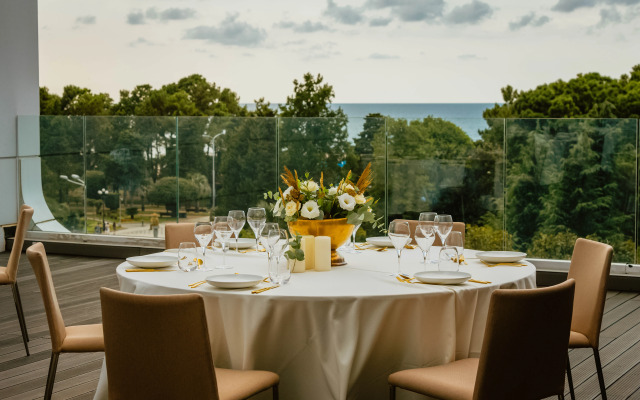 Hotel Le Meridian Batumi