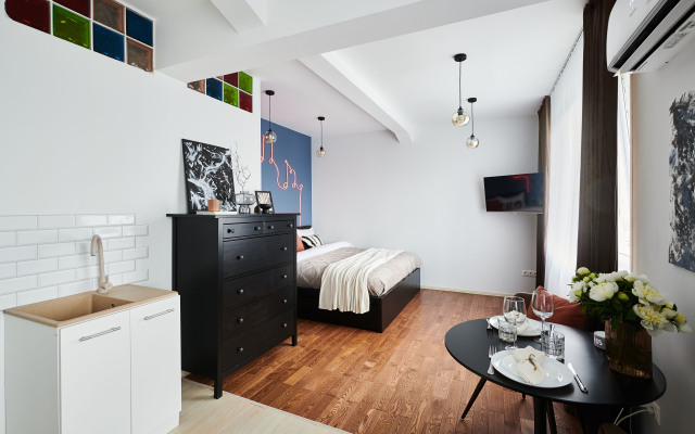 Квартира GM Apartments Стильная Студия на Патриарших Прудах