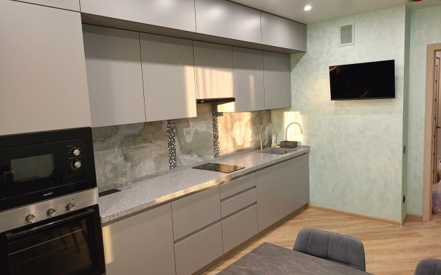 Premium Dvuhkomnatnaya S Vidom Na Reku Flat