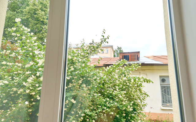 Secret Garden Apartments