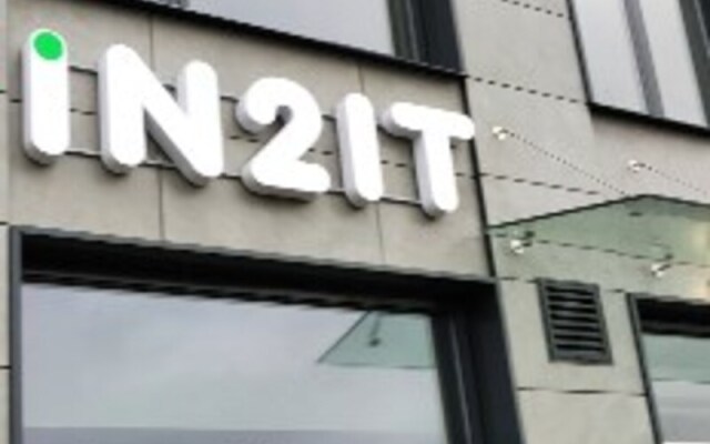 Novye U Metro Dlya 3 gostey Apartments
