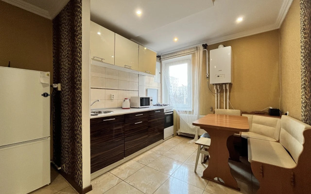 Квартира проспект Октябрьской Революции 40/4-2