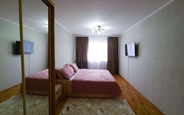 Апартаменты на проспекте Мира 182