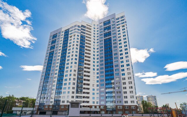Na 16 Etazhe S Panoramnym Vidom Flat