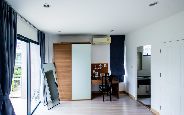 Eastbangtaoville Private house