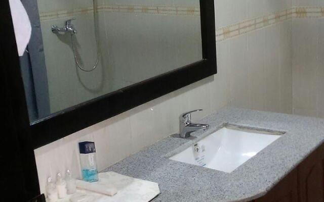 Venezia Suites Hotel